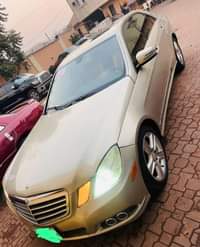 A picture of MERCEDES E350