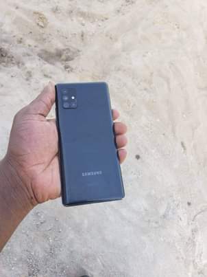 A picture of SAMSUNG A71 5G GB 128 RAM 6 GB INAUZWA 190