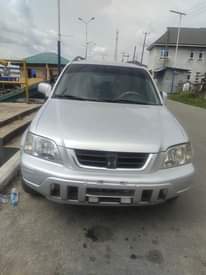 A picture of 2001 HONDA CR V