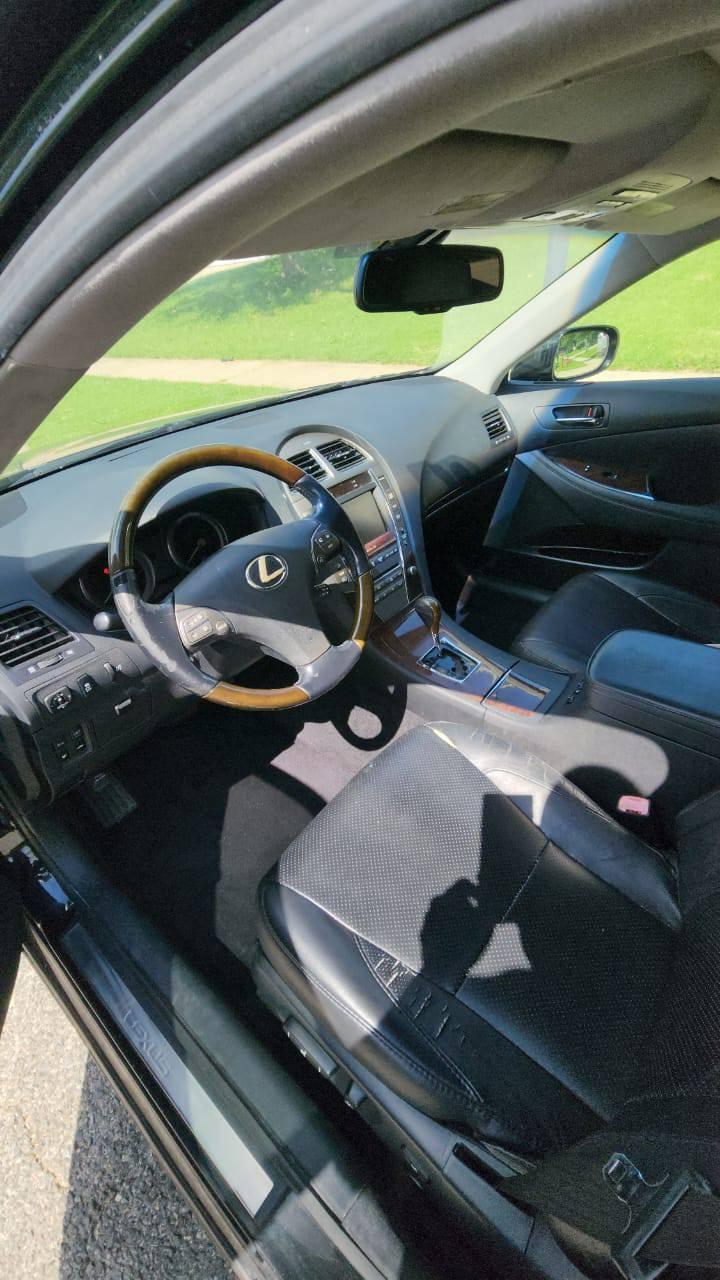 A picture of Toyota venza 2009 Basic