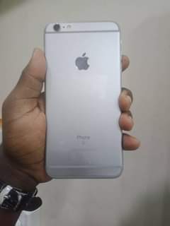 A picture of IPhone 6s plus
