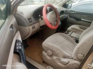 A picture of This Sienna has a very good engine and gear Ac