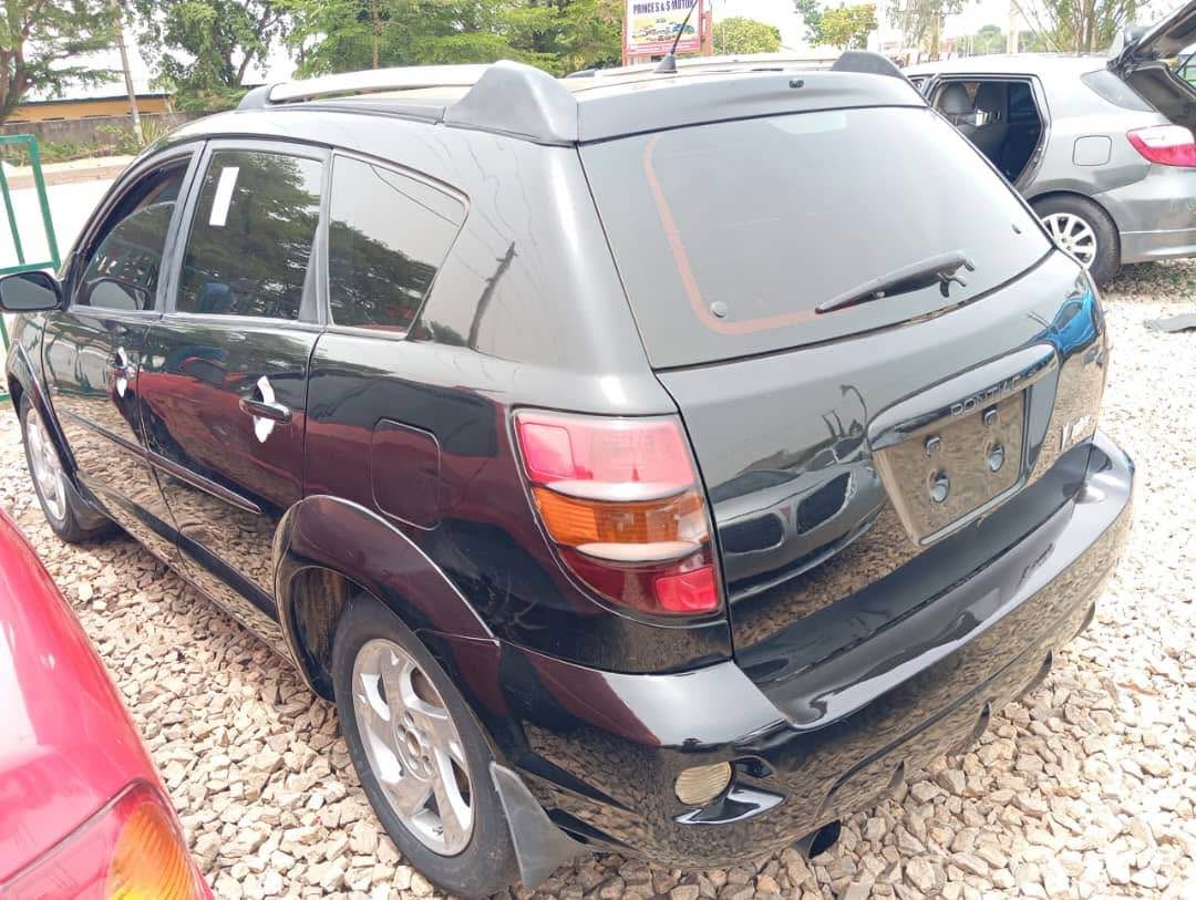 A picture of AWOOF DEAL CLEAN USED PONTIAC VIBE 04 MODEL WITH EVERYTHING