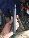 A picture of iphone laki saba ya chap