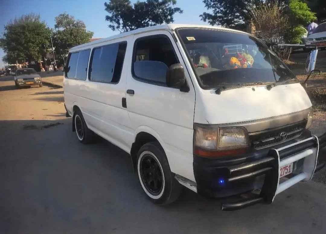 used toyota hiace