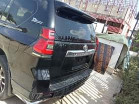 A picture of Toyota prado