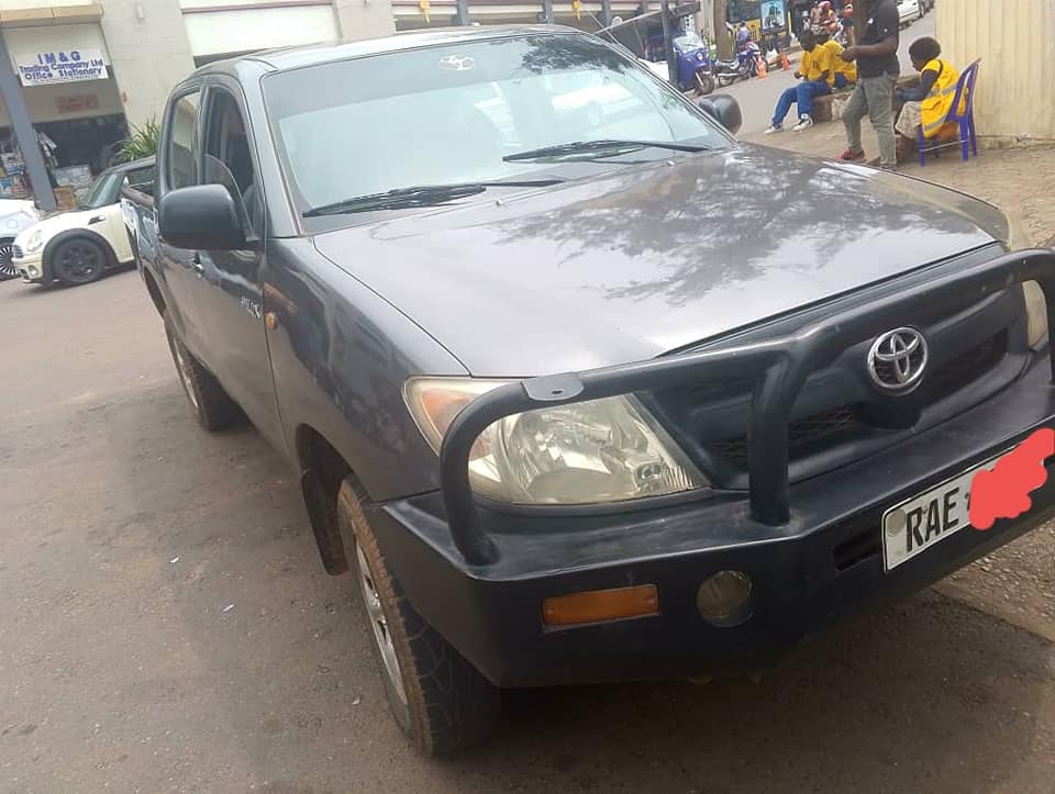 used toyota hilux