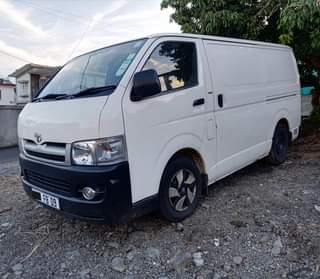 used toyota hiace