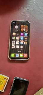 A picture of iphone x