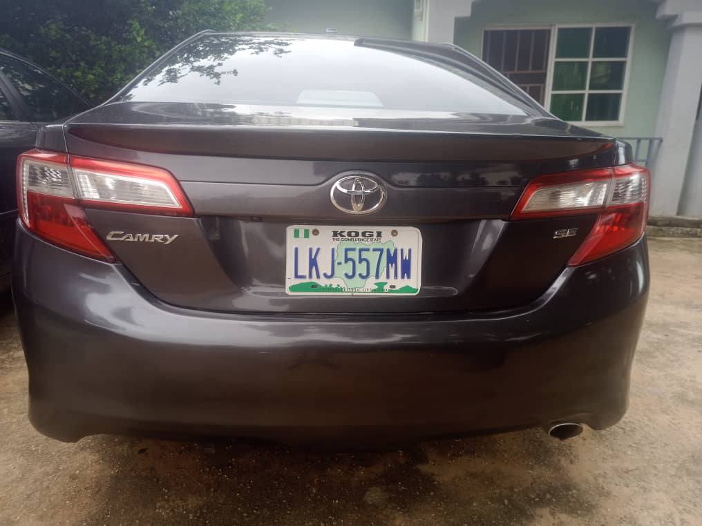 A picture of 2013 Camry SE First user with duty keyless with v4