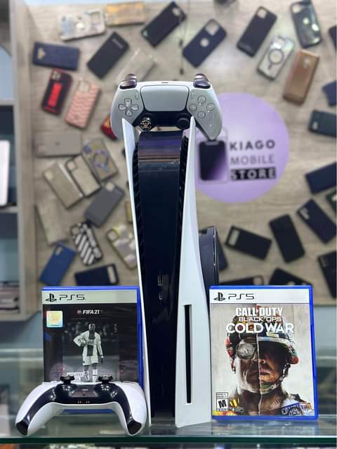 A picture of PS 5 FAT