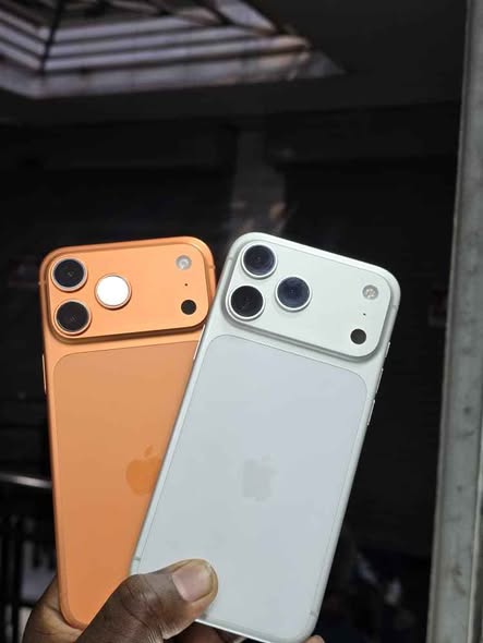 A picture of Phones available for sell