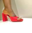 A picture of Trending heels