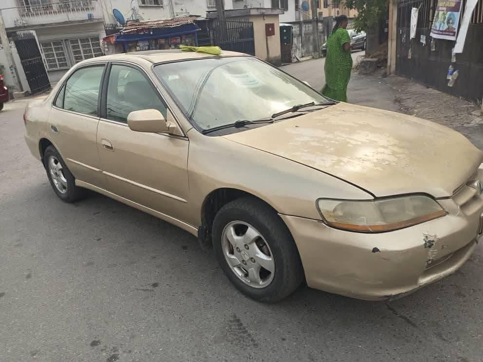 A picture of 2001 Honda Accord accord