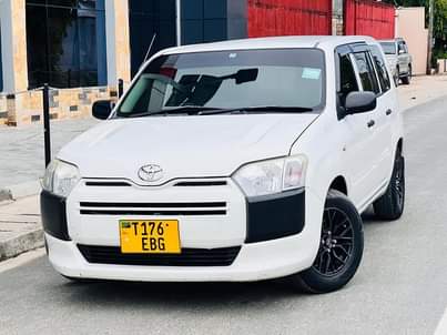 A picture of PRICE 17 5mil Toyota Probox Reg Eb Gari Nzuri Sana