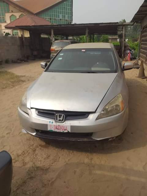 A picture of Honda Accord 06
