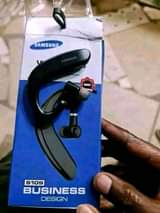 A picture of Jipatie samsungtz Bluetooth werelles Zina bass mziki unasikika vizuli Unaweza