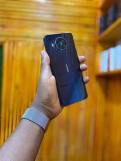 A picture of NOKIA 8 3 5GB Ram 8Gb mega pix 48 storage