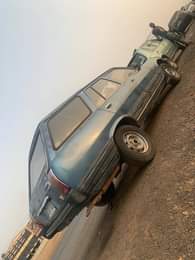 A picture of Peogeot 504 wagon complete pure first body pan is available