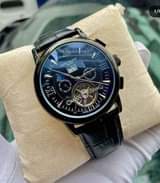 A picture of PATEX PHELIP AUTOMATIC NO BATTER LEATHER Date day time Water