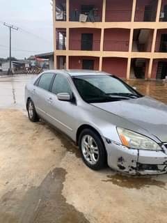 A picture of Honda EOD MODEL V6 2004