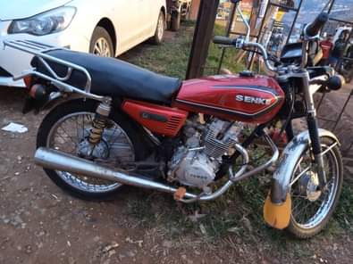 A picture of urgent sale...senke used motorcycle good condition 1 350 000 location