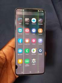 A picture of Samsung S20