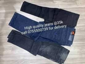 A picture of Mens jeans
