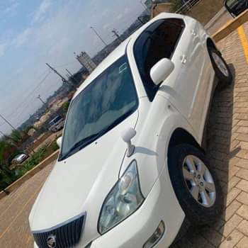 A picture of TOYOTA HARRIER
