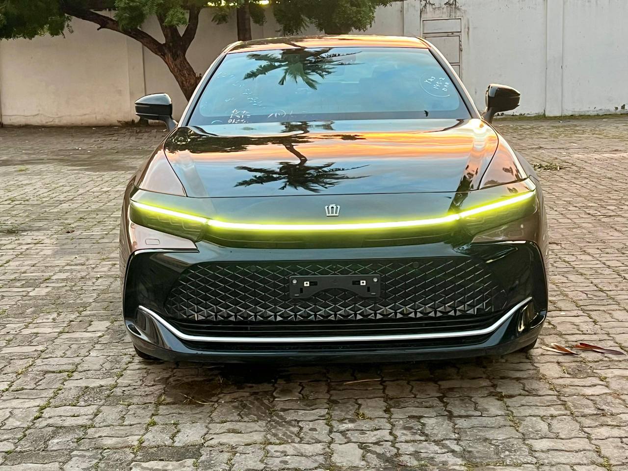 toyota crown