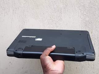 A picture of Dell core i7 laptop