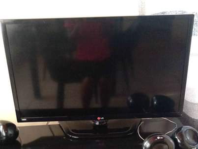 classifieds/tvs