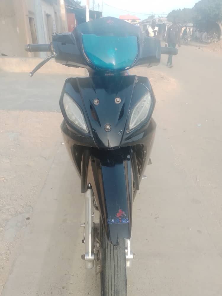 A picture of Cargo rubber rubber Motorcycle