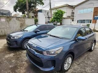 A picture of 2 units of Kia Rio 2020