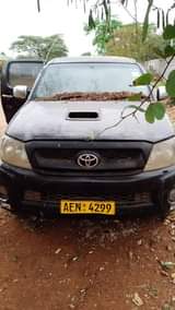 used toyota hilux
