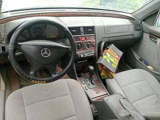 A picture of Mercedes 2001