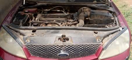 A picture of Used automatic ford Mondeo 4plug lift back Is available forsale