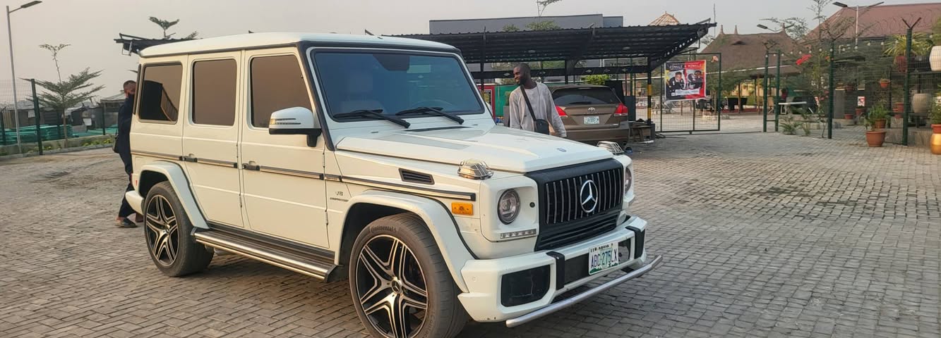 A picture of G wagon