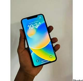 A picture of Iphone xs max