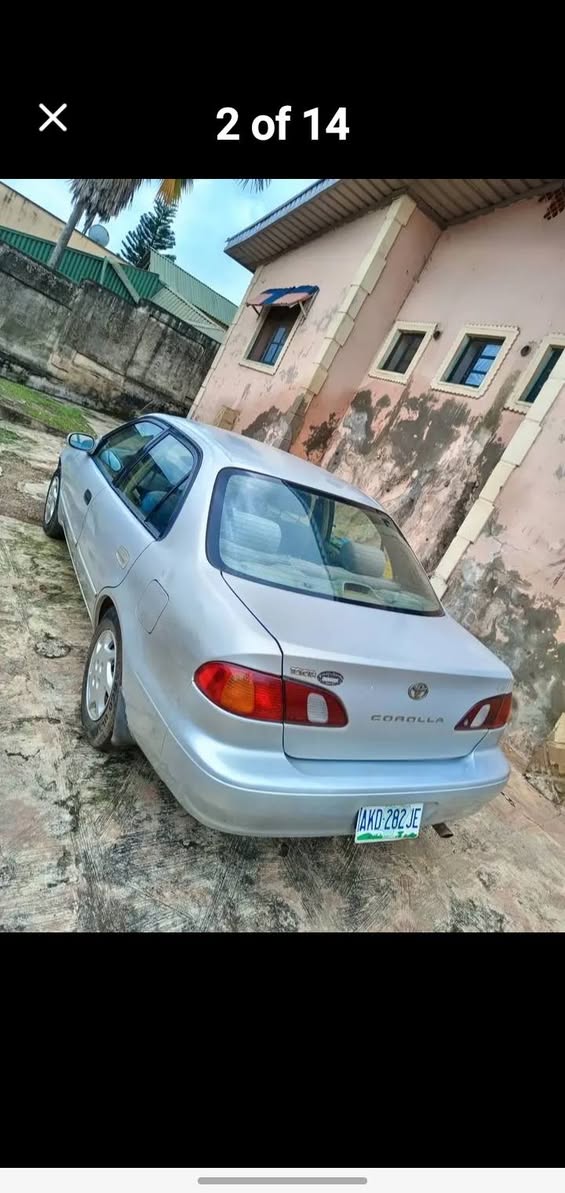 A picture of Pure fist body Toyota corolla toks.standard 3 500 000.
