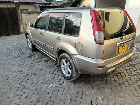 A picture of NISSAN xtrail0767058883
