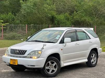 A picture of Toyota Harrier