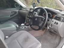 A picture of TOYOTA CROWN ROYAL
