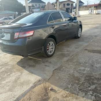 A picture of Toyota Camry mussle 08