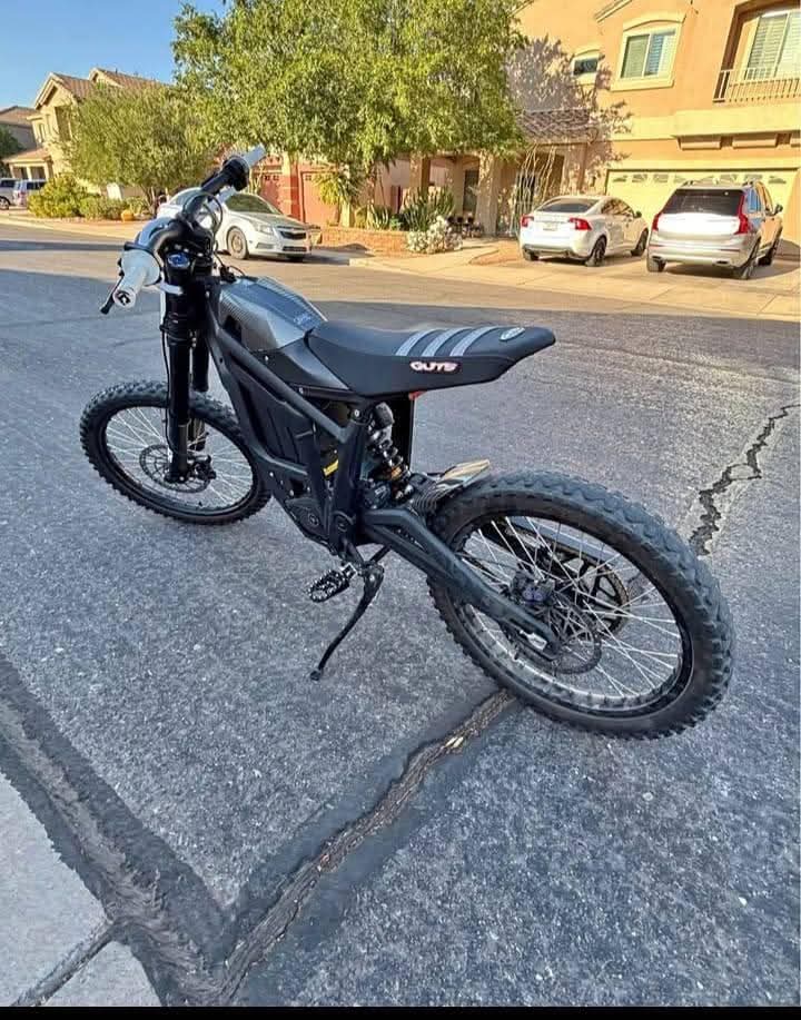 motorbikes