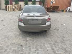 A picture of Honda Accord 08
