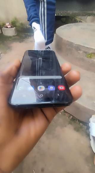 A picture of Samsung Galaxy s8 64gb 4gbram