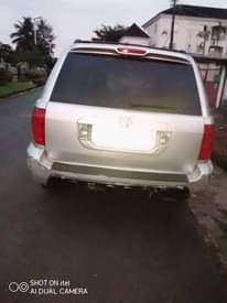 A picture of 2004 Honda Pilot