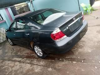 A picture of Toyota Camry 4 plugs