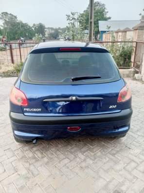 A picture of Sharp Deal on PEUGEOT 206 Very clean and sound With